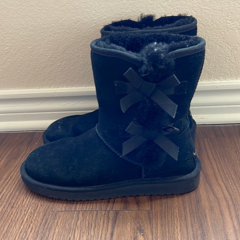 Boots size 10